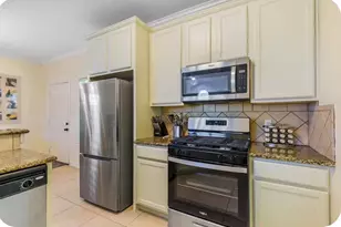 2215 Nettleton St, Houston, TX 77004 - Photo 12
