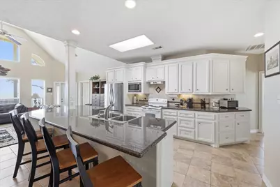 207 Heartfield Lane, Anahuac, TX 77514 - Photo 12