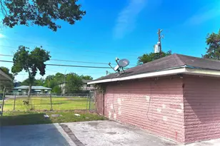 1825 W Little York Rd, Houston, TX 77091 - Photo 26