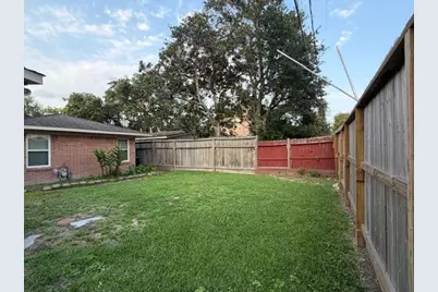5339 Carew Street, Houston, TX 77096 - Photo 18