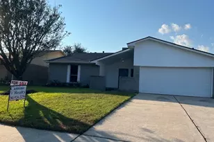 467 Buoy Rd, Webster, TX 77598 - Photo 2