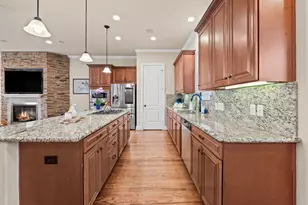 821 Lester St, Houston, TX 77007 - Photo 8