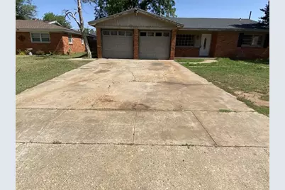 2112 70th Street, Lubbock, TX 79412 - Photo 2