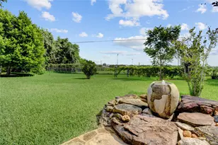 709 Bob-O-Link Ln, Wharton, TX 77488 - Photo 18