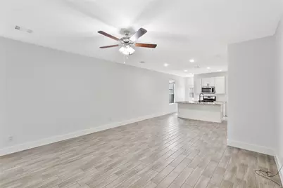 24751 Russet Bluff Trail, Houston, TX 77336 - Photo 14