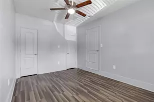 5021 Doolittle Blvd, Houston, TX 77033 - Photo 10