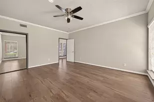 4024 Breakwood Dr, Houston, TX 77025 - Photo 32