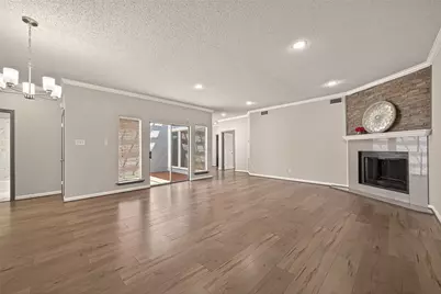 4024 Breakwood Drive, Houston, TX 77025 - Photo 8