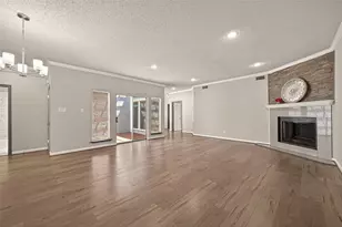 4024 Breakwood Dr, Houston, TX 77025 - Photo 8