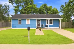 9326 Montgomery Ln, La Porte, TX 77571 - Photo 2