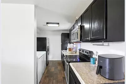 9326 Montgomery Lane, La Porte, TX 77571 - Photo 14