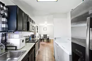 9326 Montgomery Ln, La Porte, TX 77571 - Photo 16