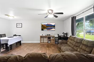 9326 Montgomery Ln, La Porte, TX 77571 - Photo 8