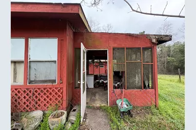 230 Deane Drive, Livingston, TX 77351 - Photo 2
