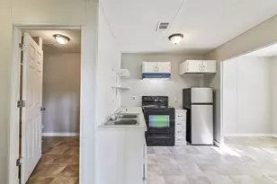 12755 Paradise View Ct, Willis, TX 77318 - Photo 6