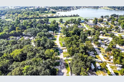 12755 Paradise View Court, Willis, TX 77318 - Photo 2