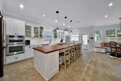 25 Berry Blossom Drive, The Woodlands, TX 77380 - Photo 18