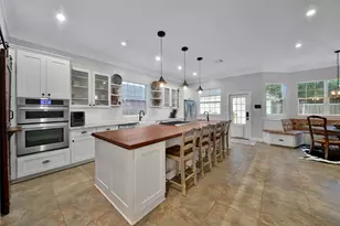 25 Berry Blossom Dr, The Woodlands, TX 77380 - Photo 18