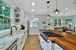 25 Berry Blossom Dr, The Woodlands, TX 77380 - Photo 20