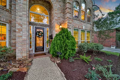 25 Berry Blossom Drive, The Woodlands, TX 77380 - Photo 4