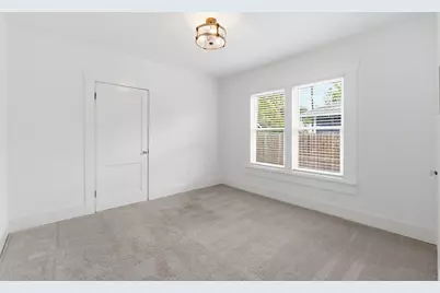 1015 E 14th Street, Houston, TX 77009 - Photo 18