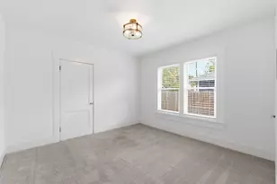 1015 E 14th St, Houston, TX 77009 - Photo 18