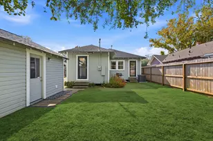 1015 E 14th St, Houston, TX 77009 - Photo 30