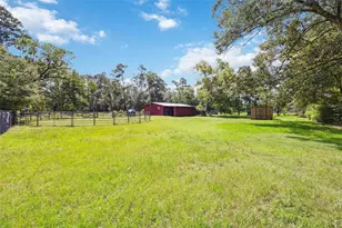 20420 Plaza Cir, Crosby, TX 77532 - Photo 34