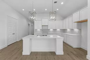 616 Rocky Bluff Wy, Waller, TX 77484 - Photo 2