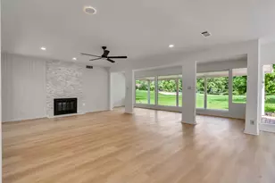 26 Cherry Hill Dr, Conroe, TX 77304 - Photo 24