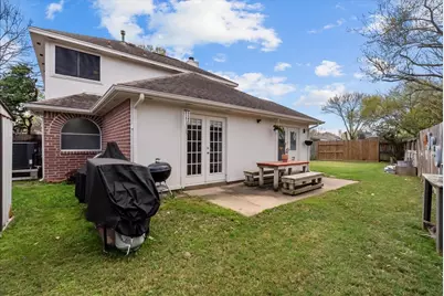 610 Oak Berry Drive, Kemah, TX 77565 - Photo 32