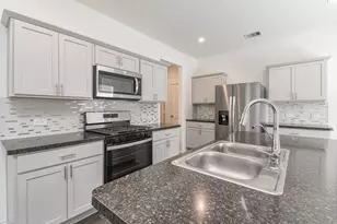 24219 Copperleaf Bay Ln, Spring, TX 77373 - Photo 8