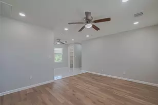 12210 Palmbeach St, Houston, TX 77034 - Photo 8