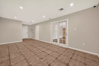 8402 Bascom Lane, Houston, TX 77080 - Photo 10