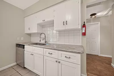 8402 Bascom Lane, Houston, TX 77080 - Photo 12