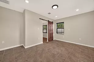 8402 Bascom Ln, Houston, TX 77080 - Photo 34