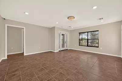 8402 Bascom Lane, Houston, TX 77080 - Photo 8