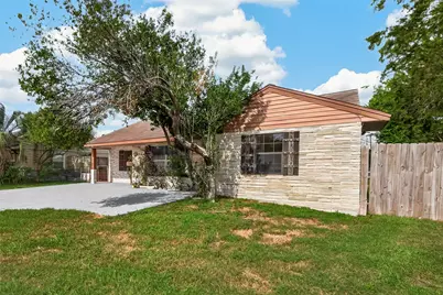 8402 Bascom Lane, Houston, TX 77080 - Photo 4