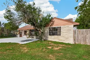 8402 Bascom Ln, Houston, TX 77080 - Photo 4
