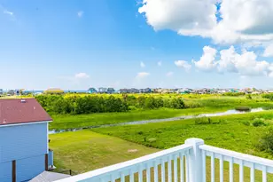 981 Sea Spray Dr, Crystal Beach, TX 77650 - Photo 26
