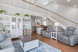 981 Sea Spray Dr, Crystal Beach, TX 77650 - Photo 10