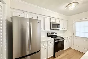 1499 Springrock Ln, Houston, TX 77055 - Photo 6