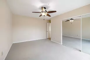 5850 Valley Forge Dr, Houston, TX 77057 - Photo 16