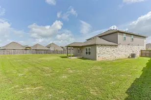 3607 Crosspointe Pass, Angleton, TX 77515 - Photo 38