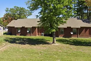 545 E 1st St, Groveton, TX 75845 - Photo 2