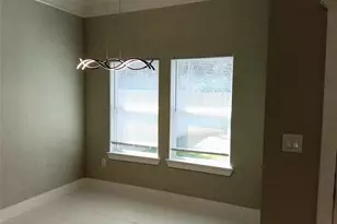 9001 Cheer St, Houston, TX 77063 - Photo 4