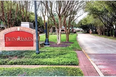 5523 Fragrant Cloud Drive, Houston, TX 77041 - Photo 32