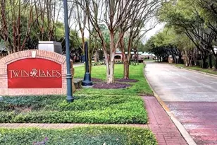 5523 Fragrant Cloud Dr, Houston, TX 77041 - Photo 32