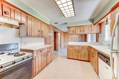 7131 Bellaire Boulevard, Houston, TX 77074 - Photo 10