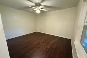 8226 Garden Parks Dr, Houston, TX 77075 - Photo 12